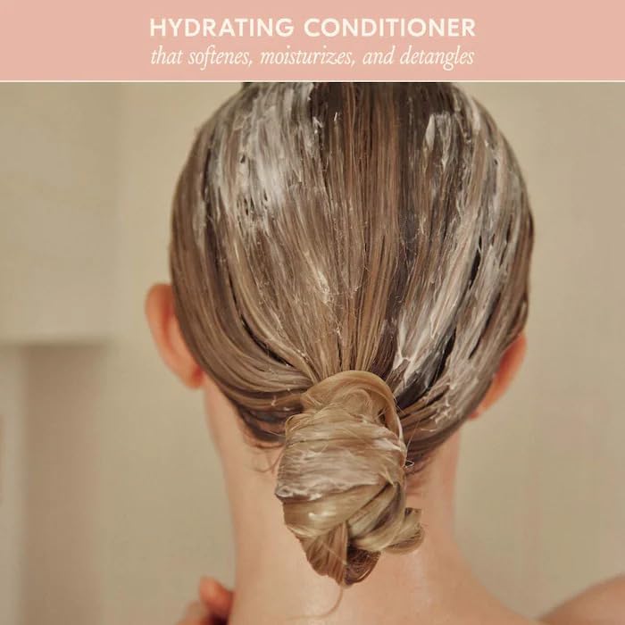 DAE Signature Conditioner ingredients panel close-up highlighting vegan, sulfate-free formula.