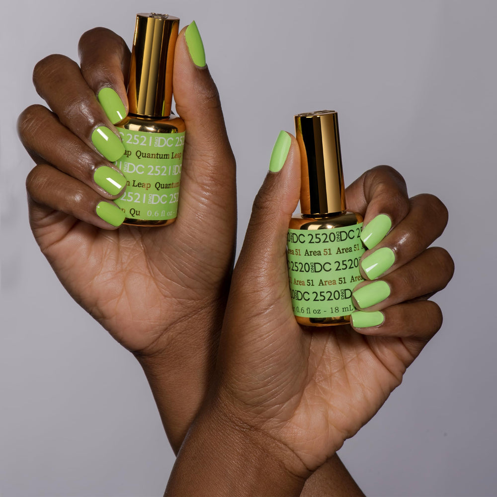 DAISY DND Area 51 lacquer bottle matches gel polish for a seamless duo
