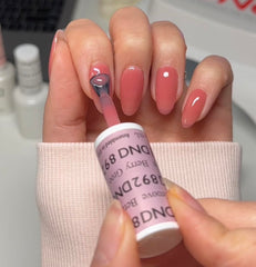 Daisy DND Berry Groove duo pack includes matching gel polish and lacquer for coordinated nails