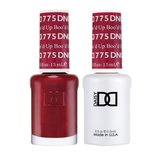 Daisy DND Boo'd Up gel polish bottle, burgundy shimmer, long-lasting color option
