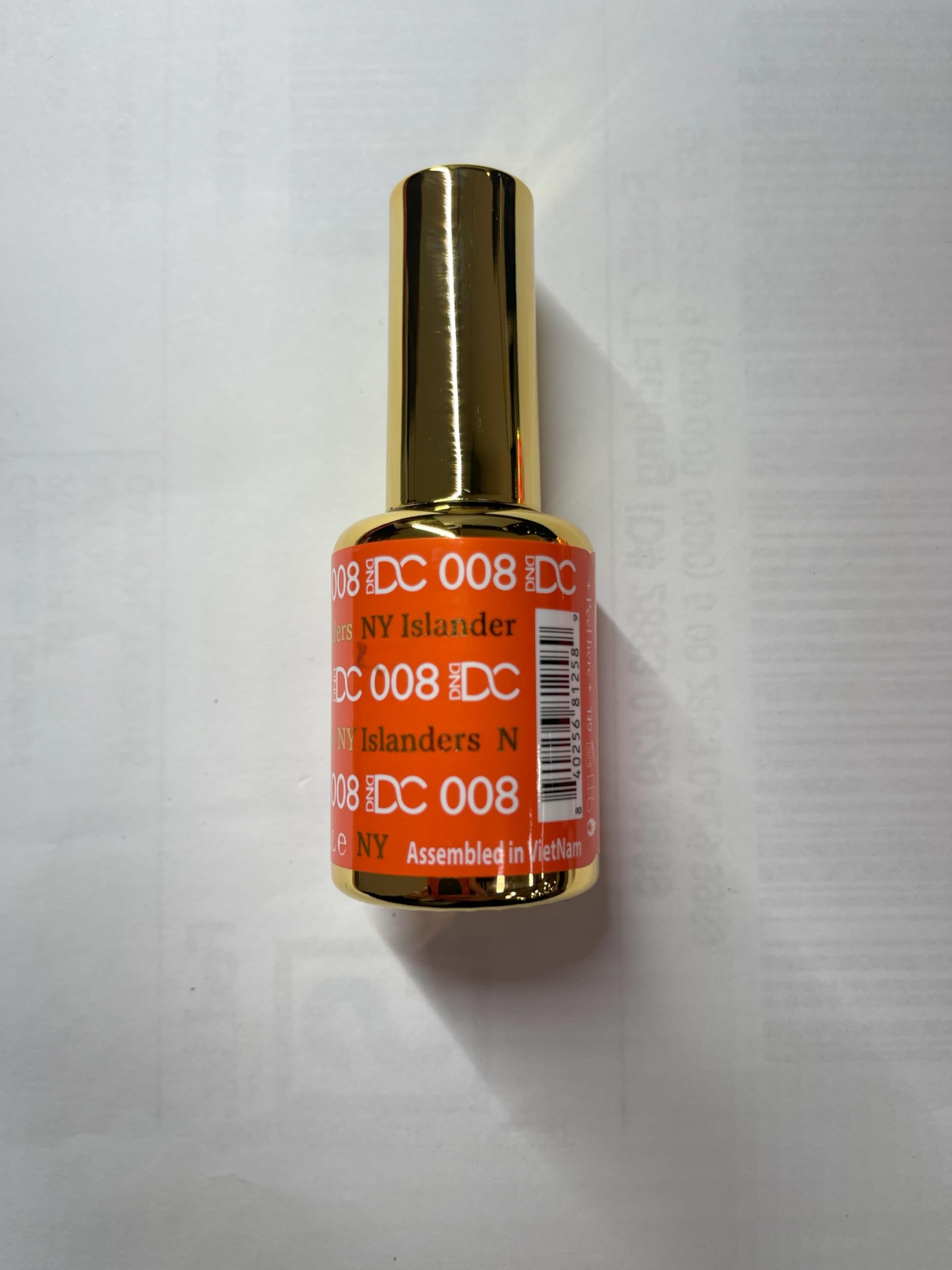 DAISY DND compact 0.5oz bottles ideal for travel touch-ups.