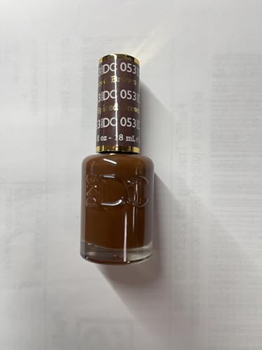 Daisy DND DC brown gel and lacquer duo simplifies shade matching