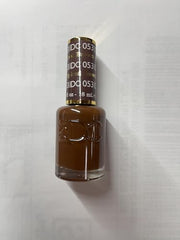 Daisy DND DC brown gel and lacquer duo simplifies shade matching