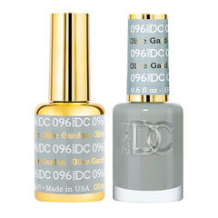 Daisy DND Olive Garden gel polish bottle in shade 096 for long-lasting color
