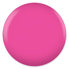 Daisy DND lacquer 643 Fuchsia Touch bottle complements the gel shade for cohesive looks