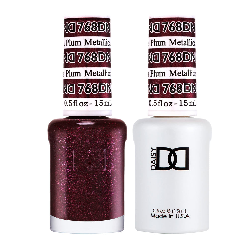 Daisy DND Metallica Plum gel polish bottle with glitter for bold color.