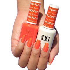 Daisy DND Russet Orange lacquer bottle for quick, chip-free color at home.