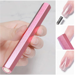 DANNEASY cat eye magnet on nail shows controlled cat eye shimmer during use.