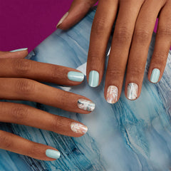 Dashing Diva Get Jaded kit includes prep pad and nail file for quick prep.