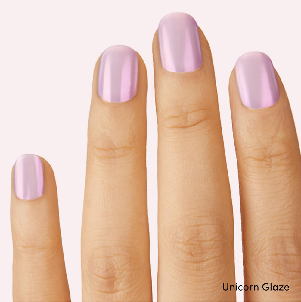 Dashing Diva Glaze Cotton Candy Glaze strip for soft, radiant nails