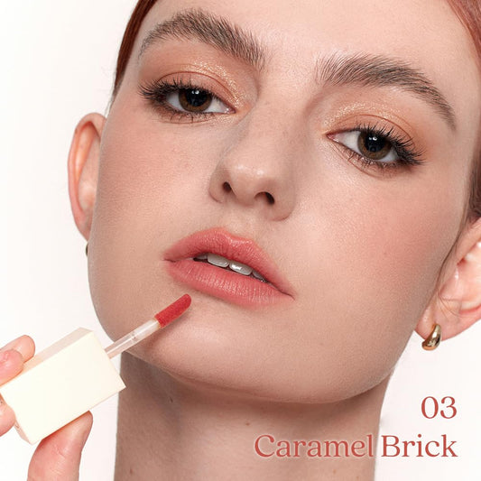 Dasique Cream de butter Tint #03 Caramel Brick on cheek offers natural matte finish for everyday wear.