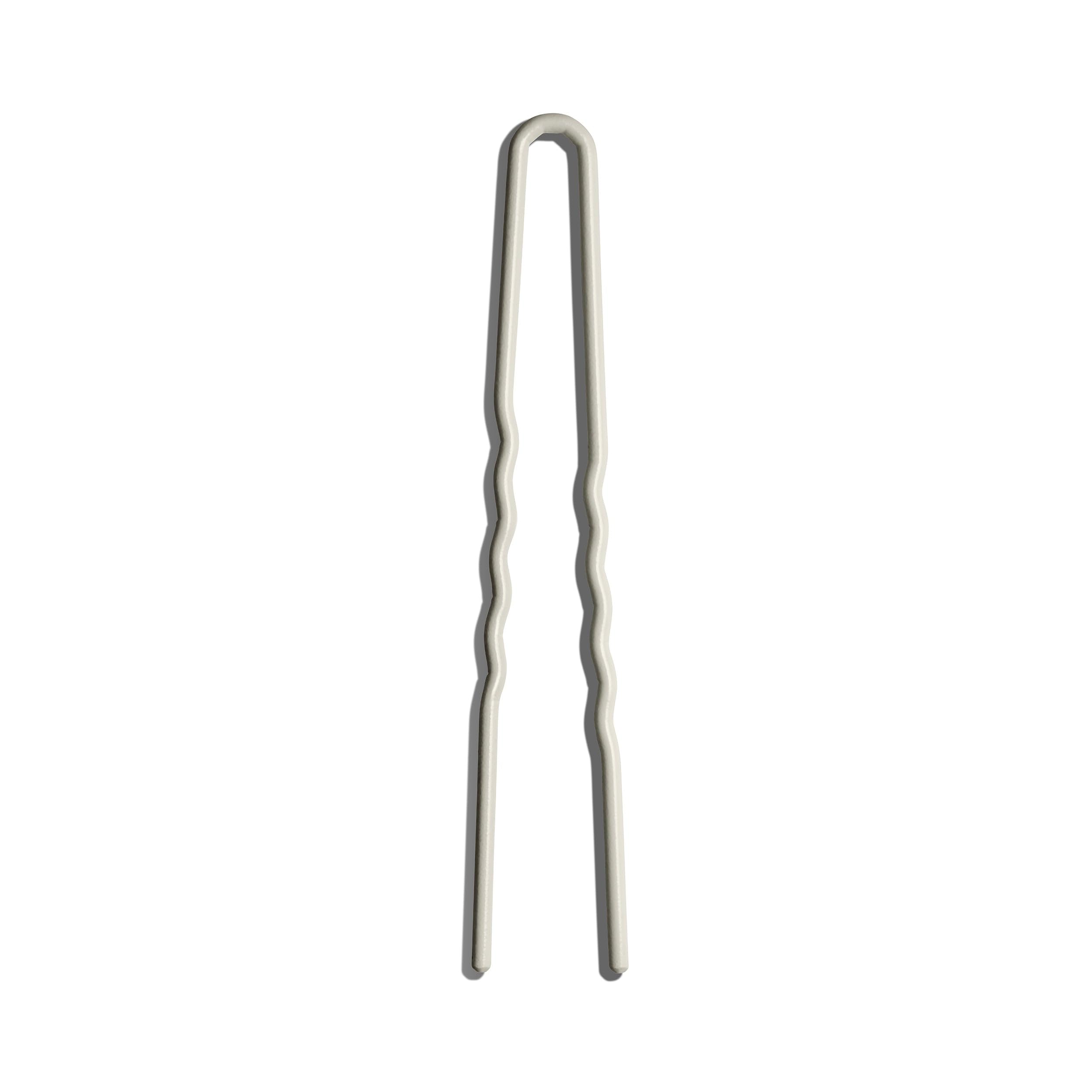 Day Rate Beauty Petite Power Pin Prosecco bun holds securely for daily updos.