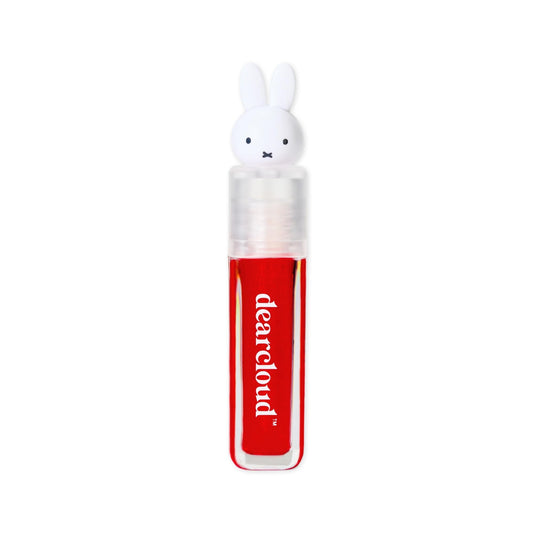 Dearcloud Miffy Lip Serum Jelly closeup shows a hydrated, glossy pout.