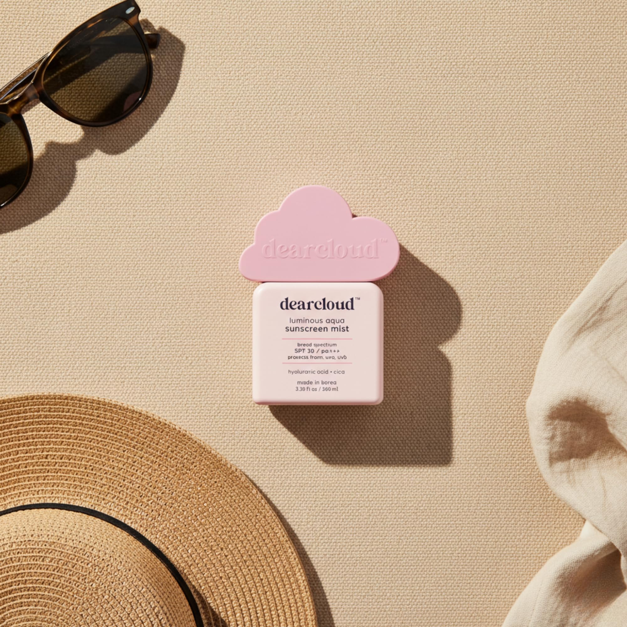 Dearcloud Travel-friendly sun spray fits in bags for vacations