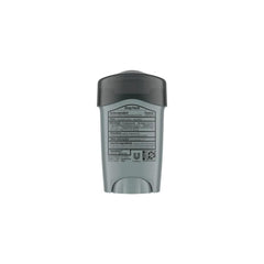 Degree Men Clean Clinical antiperspirant application shows easy, comfortable use.