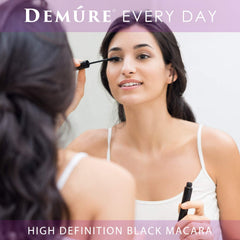 DELÚVIA Demure mineral mascara is easy to apply for quick daily use.
