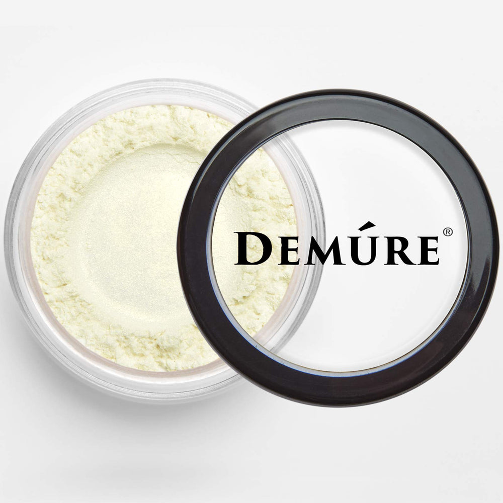 DEMÚRE Demure loose powder eye shadow gold sparkle airy texture for smooth application