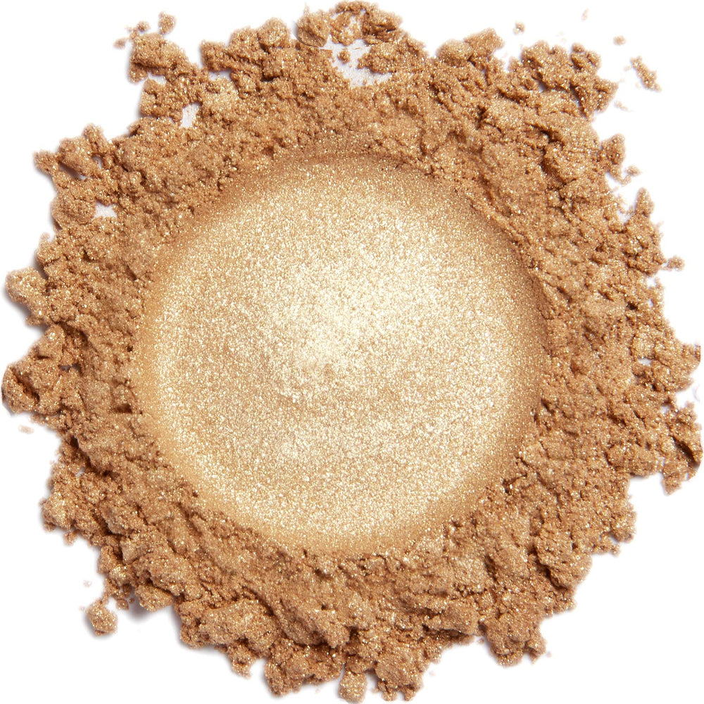 DEMÚRE Mineral Eye Shadow Gold Shimmer palette delivers rich color.