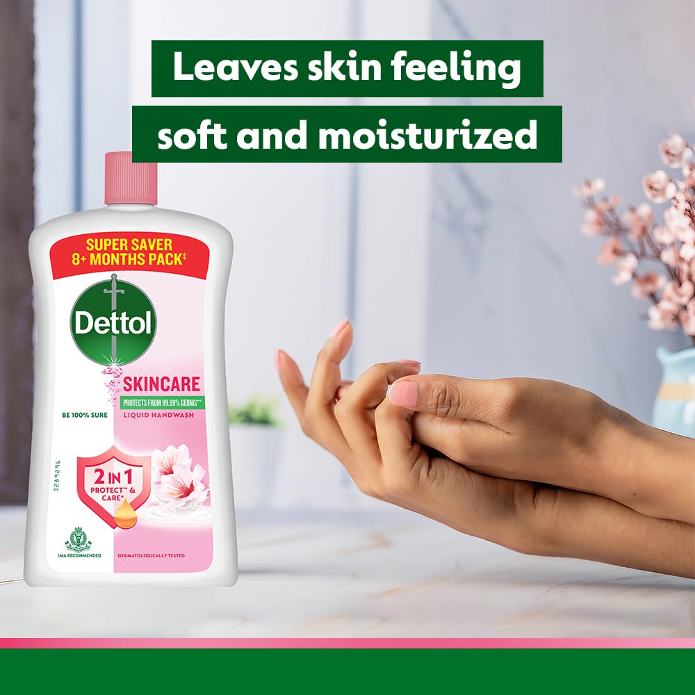 Dettol Skincare Liquid Handwash lather closeup reveals rich foam during washing.