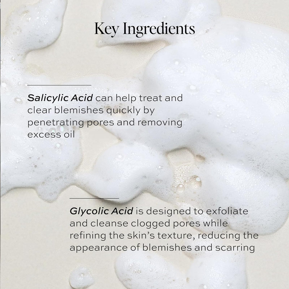 Application on wet skin with circular massage for thorough cleansing