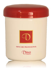 Dinur Cosmetics Balance Cream texture close-up highlighting rich, non-greasy moisture.