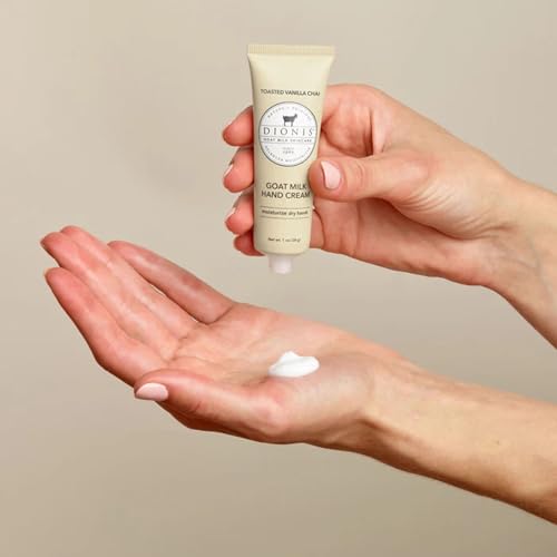 Rich non-greasy texture helps keep hands smooth in cold weather