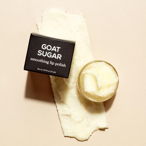 Hydration glow shot demonstrates long-lasting moisture and comfortable lips.