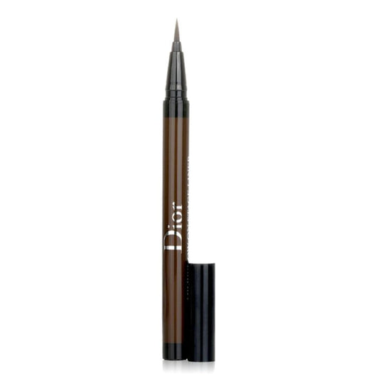 Dior Diorshow On Stage Liner applicator detail for precise control.