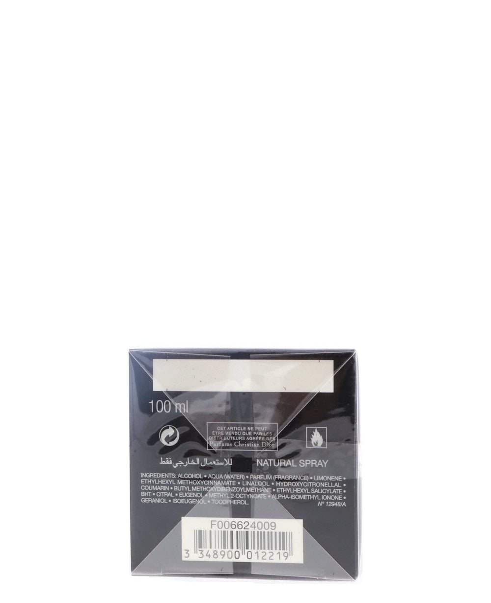Observation of premium Fahrenheit packaging highlighting Dior branding and premium feel.