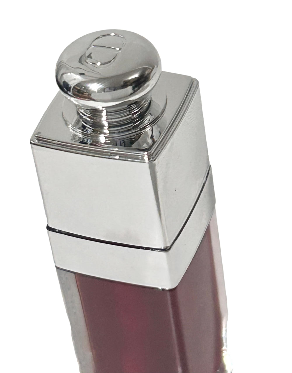 Dior Lip Glow Oil Color Reviver 062 Cherry Oil swatch shows luminous color and moisture.