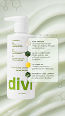 Divi conditioner application on hair demonstrating detangling and softness.
