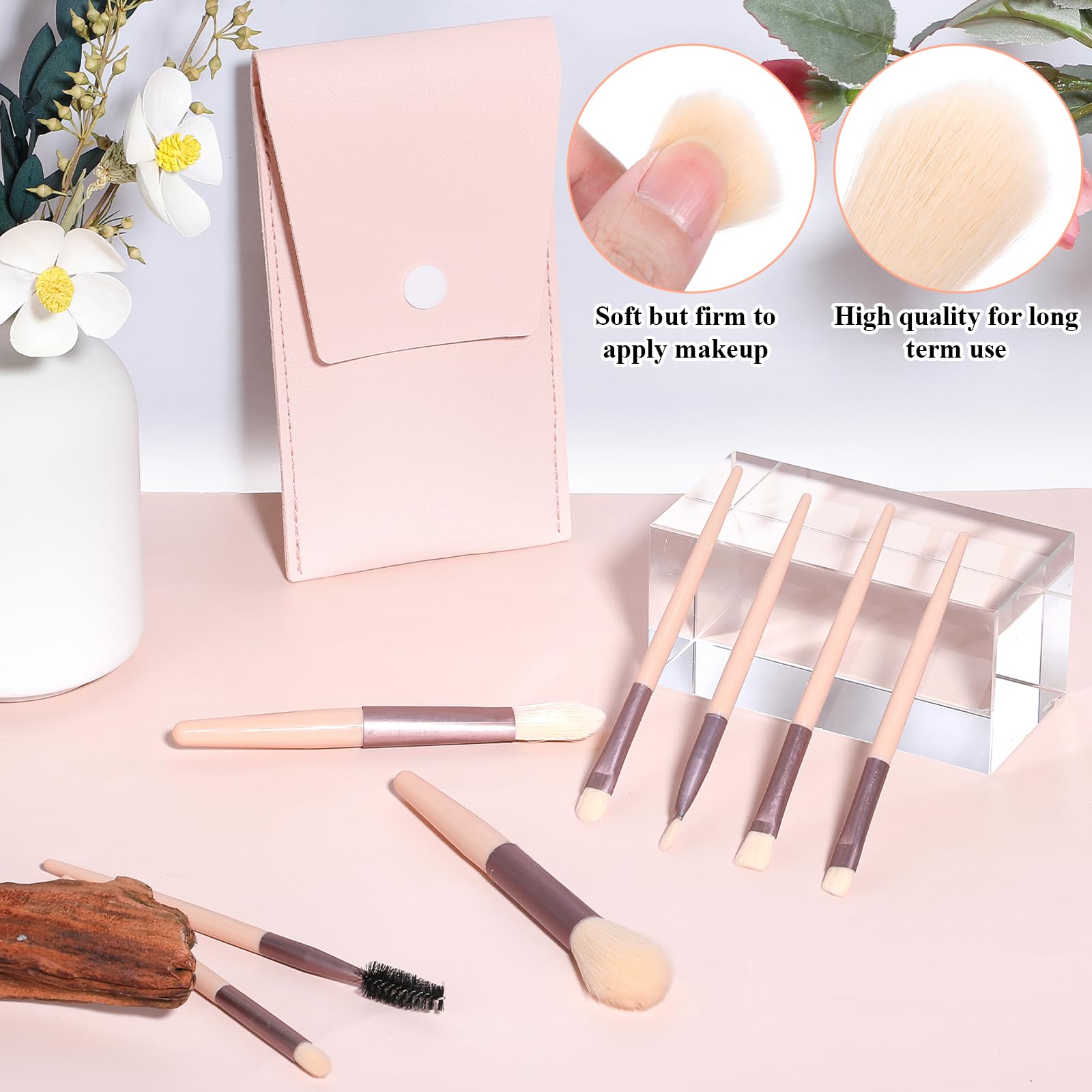 DIVINA VITAE soft nylon bristles for skin-friendly makeup application.
