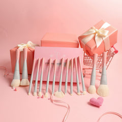 Docolor blush brush creates soft, natural flush with balanced powder pickup