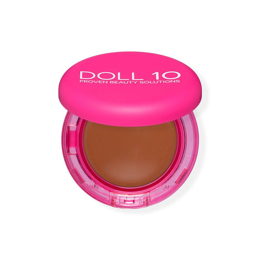 Creamy buildable texture of Doll 10 foundation Deep close-up