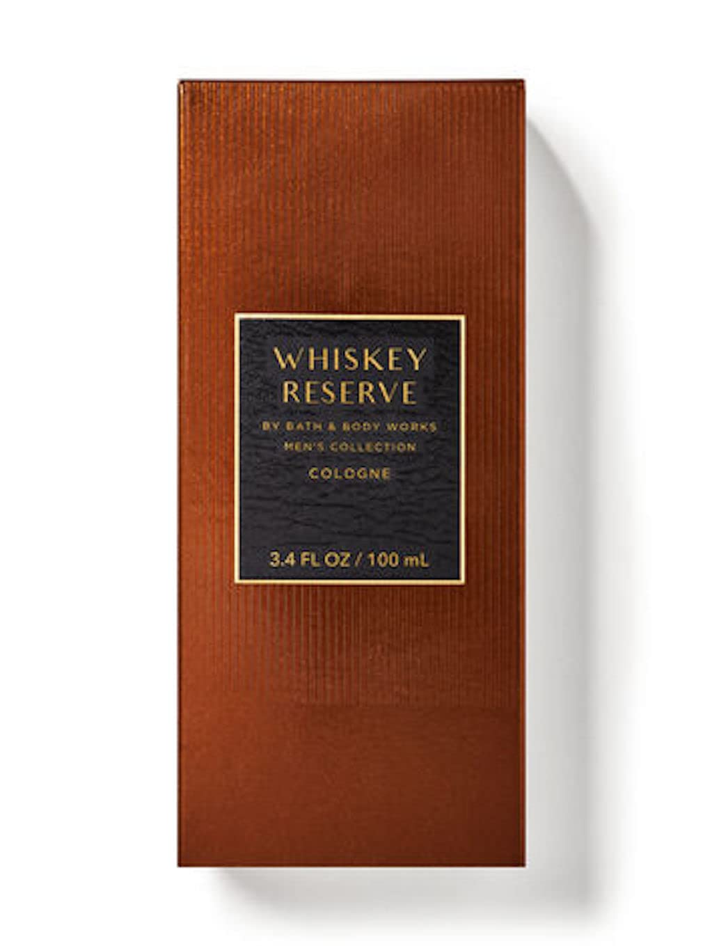 Dorzu Whiskey Reserve bottle pour highlights crisp apple and oak notes in a refined fragrance.
