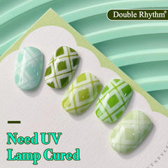 Double Rhythm bottle cap close-up emphasizes durable, travel-friendly design.