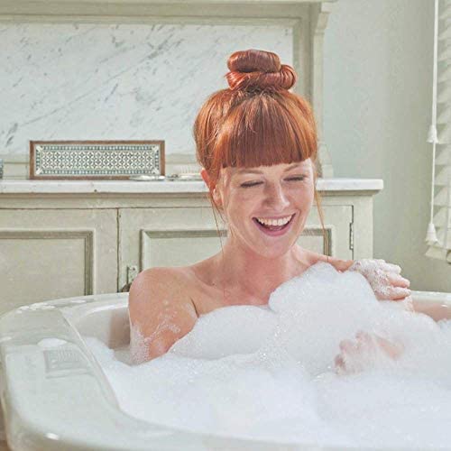 Dove creamy lather texture during application enhances shower comfort.