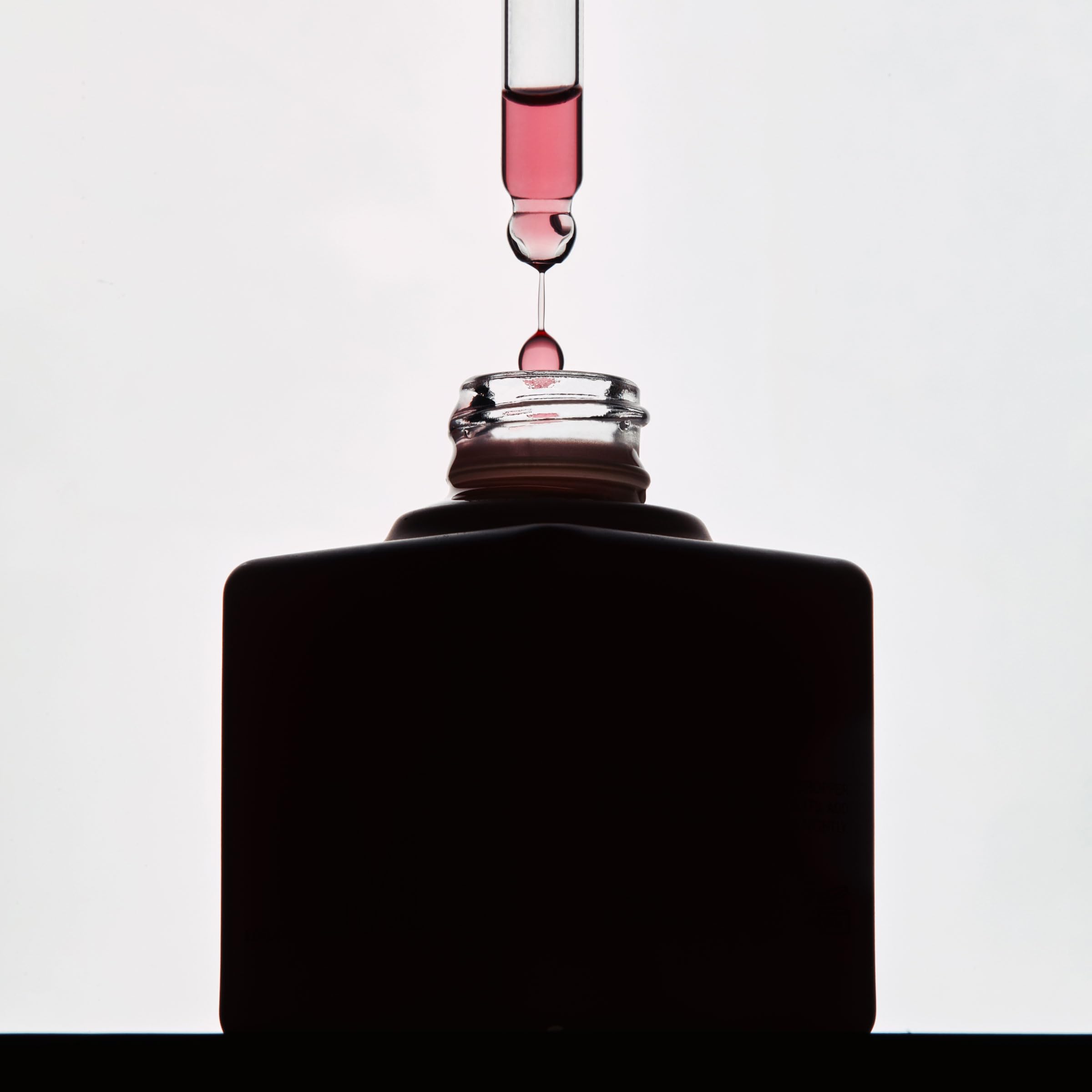 Dr. Diamond's Metacine InstaFacial growth factor serum among skincare items.