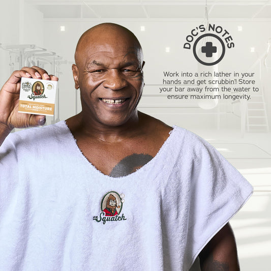 Dr. Squatch Total Moisture Green Tea Butter bar closeup shows creamy lather for daily cleansing.