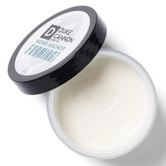 Scent notes of orange blossom and sandalwood in News Anchor Forming Cream.