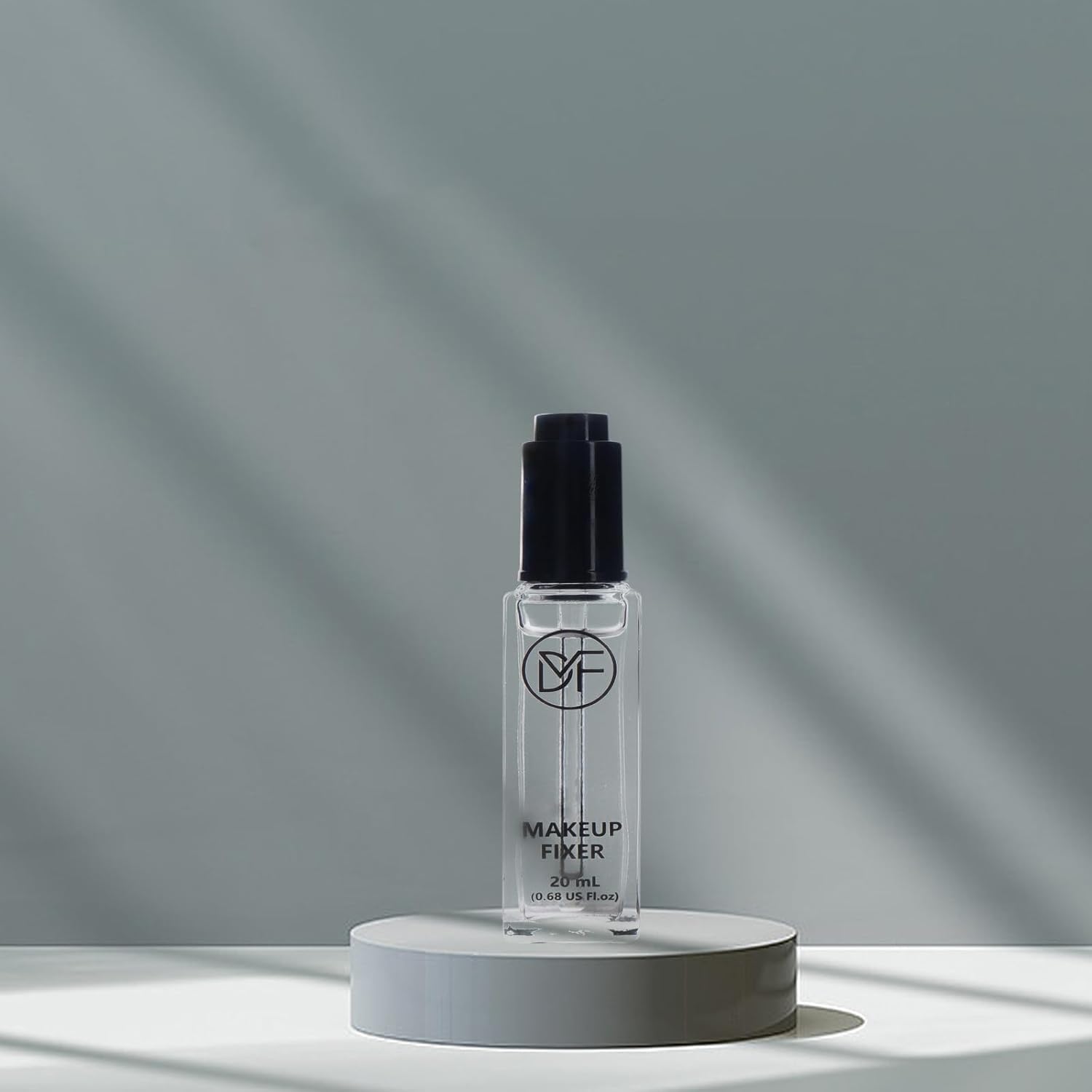 DuralineMakeupFixer eye-shadow boost enhances color payoff and smooths application.