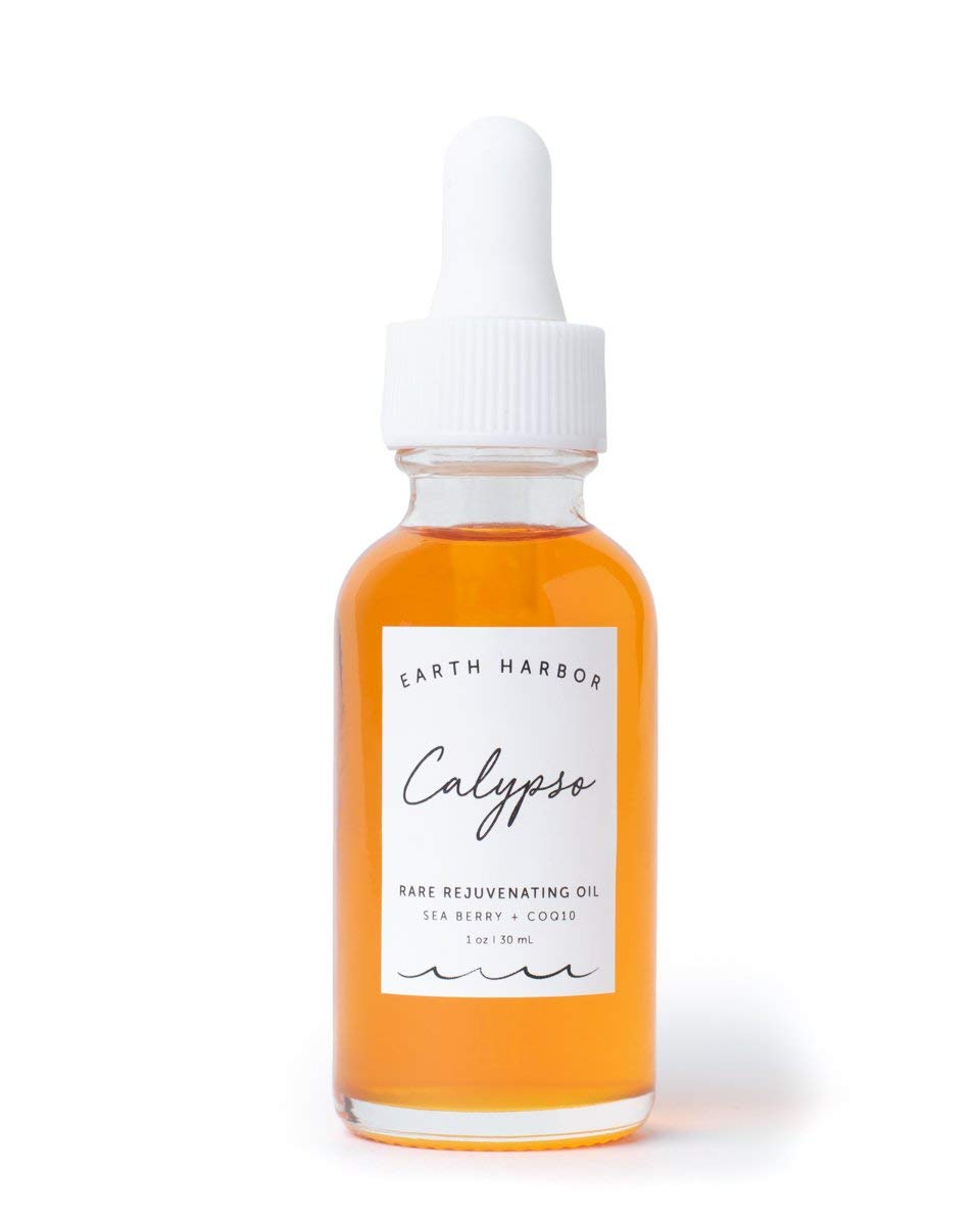 Earth Harbor Calypso bottle pour for smooth hydration application