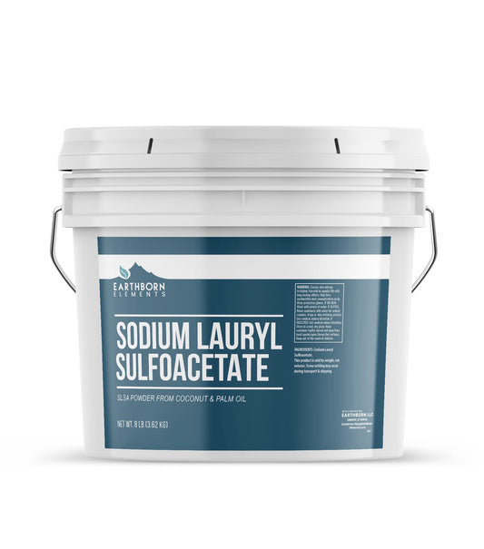 Earthborn Elements SLSA bottle pour demonstrates easy dispensing and stable foam.