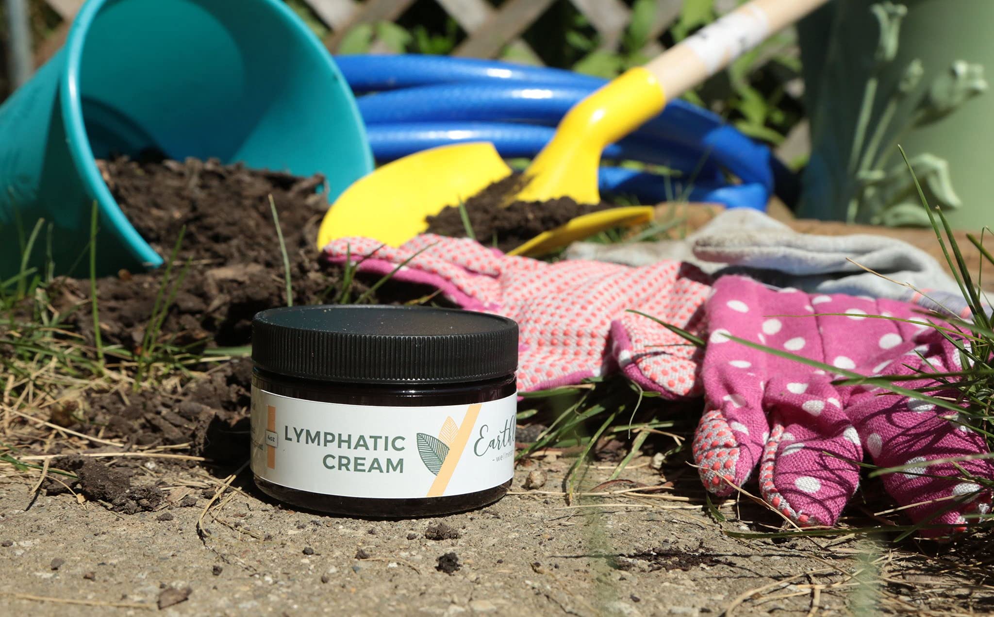 Earthley Wellness Lymphatic Cream close-up on apricot oil and kokum butter