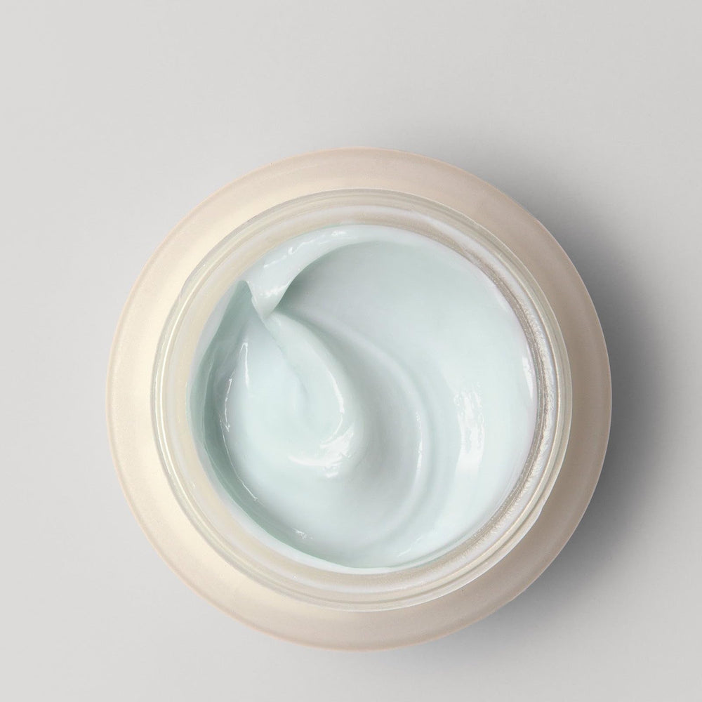 EarthsCure Nano Peptide Moisturizer under-eye area application supports gentle skin care