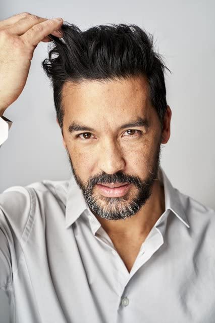 ECRU New York Defining Paste grooming mens style supports daily barbering routines.