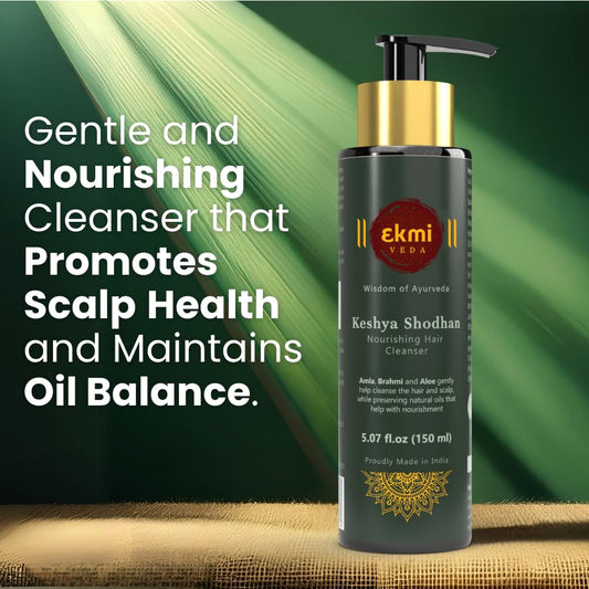 EKMIVEDA rosemary shampoo lather demonstrates potential for thicker-looking hair.