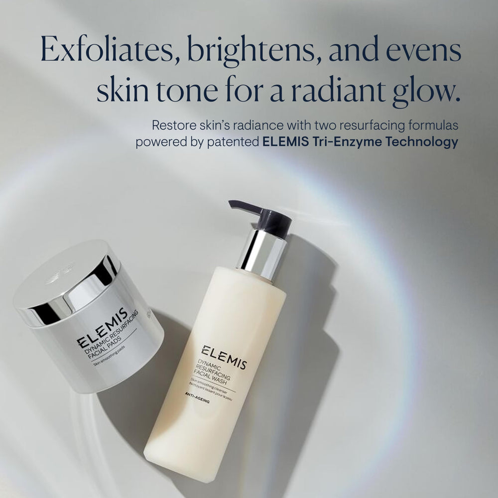 Elemis Dynamic Duo Kit exfoliating pads, smoothing texture for radiant tone.