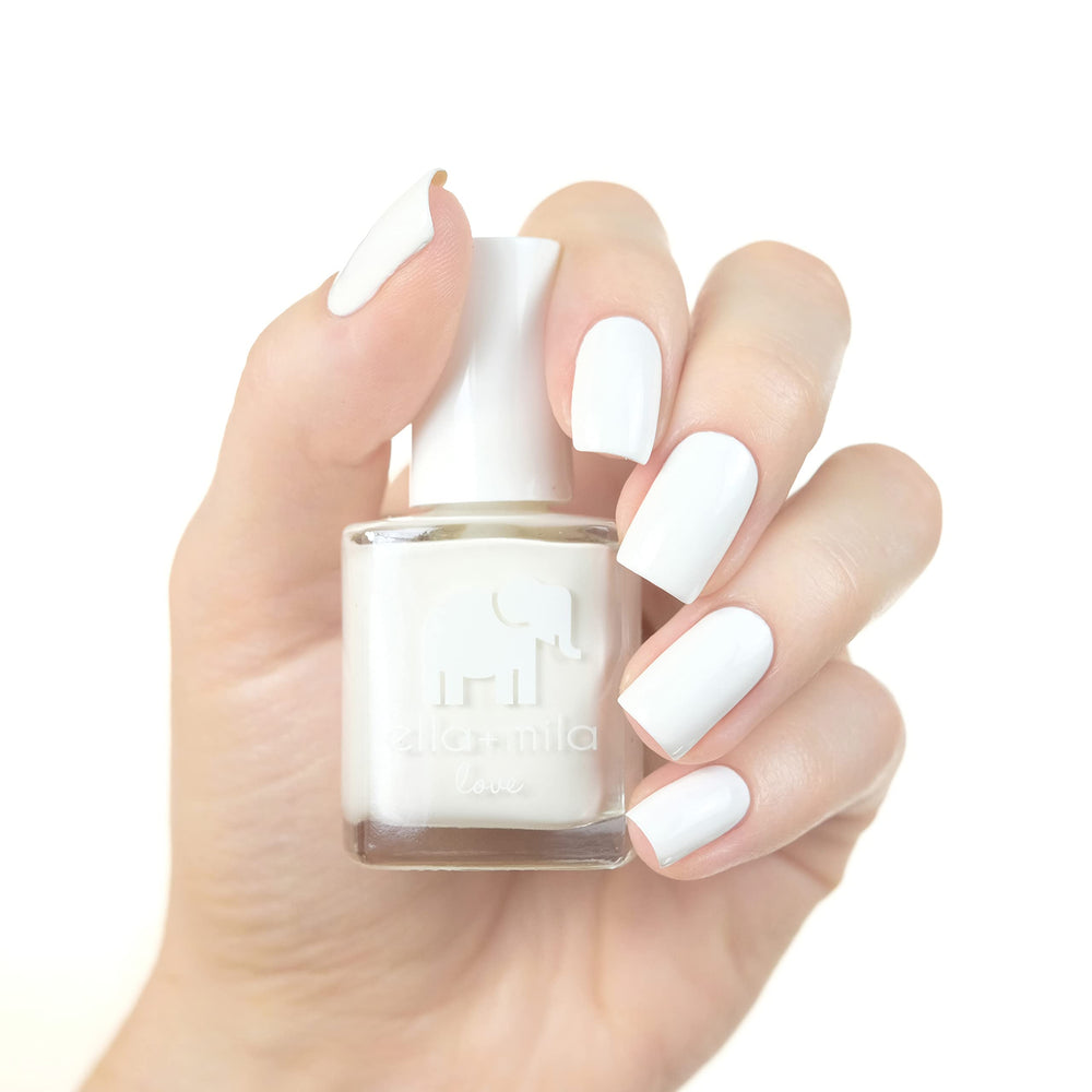 ella+mila Pure Love chip-resistant finish on nails provides long-lasting shine.