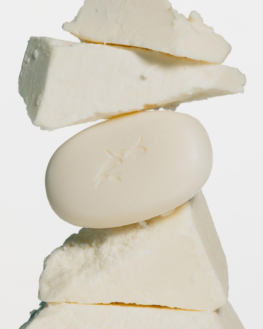 Elliqua No.0 ingredients panel showcases plant-based, paraben- and sulfate-free formula.